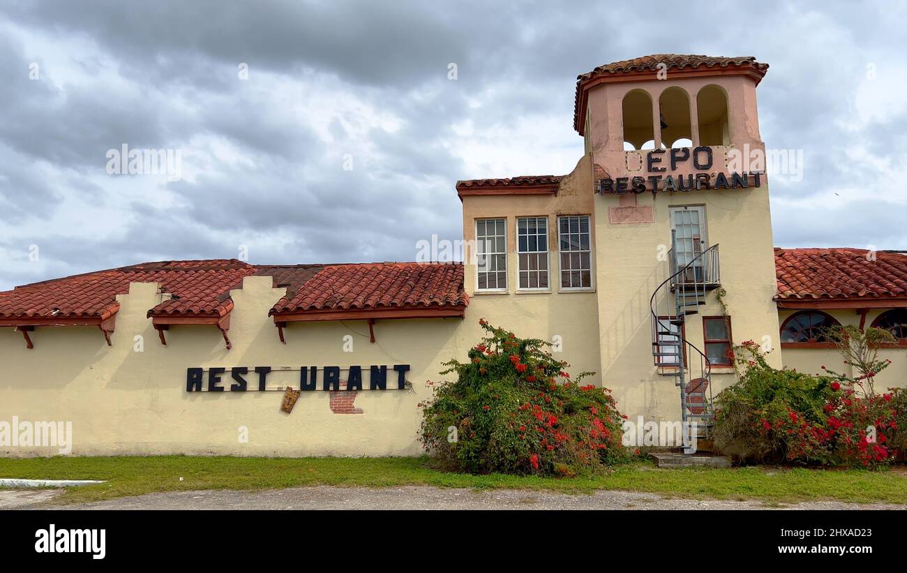 Old abandoned restaurant in Everglades City EVERGLADES CITY, UNITED