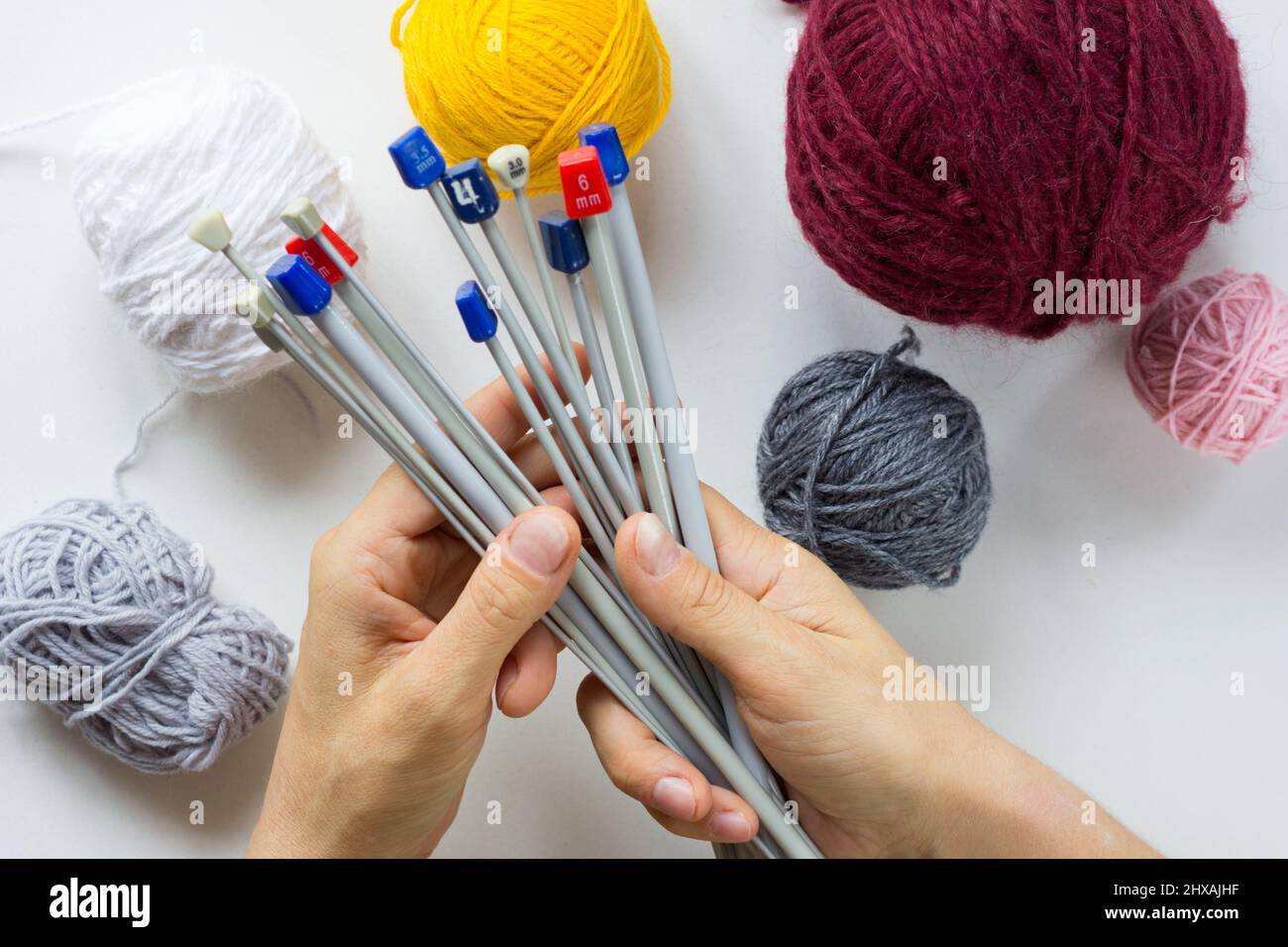 Wool needles hi-res stock photography and images - Page 8 - Alamy