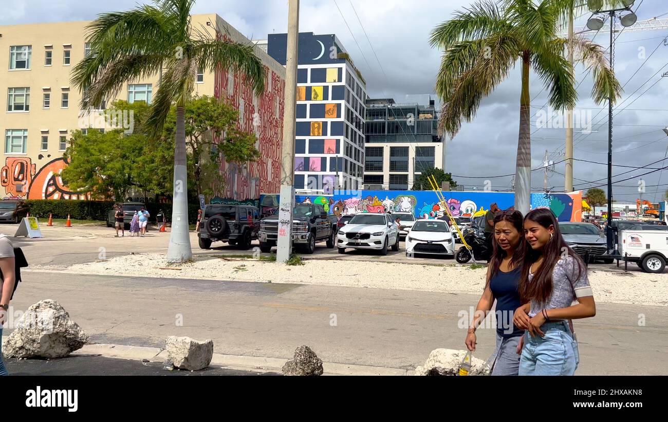 Walking through the fancy Wynwood district in Miami - MIAMI, UNITED STATES - FEBRUARY 20, 2022 Stock Photo