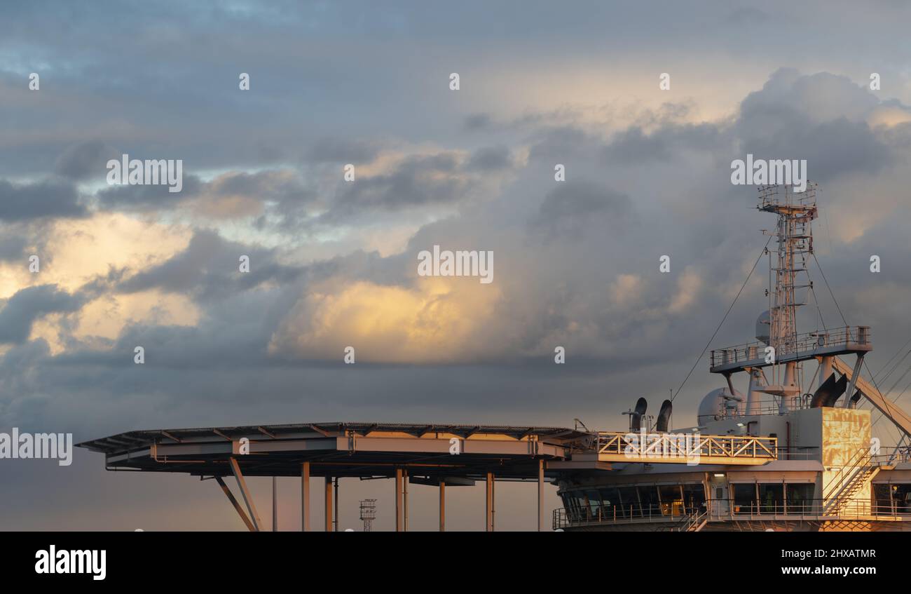 helipad on a helicopter landing ship Stock Photo Alamy