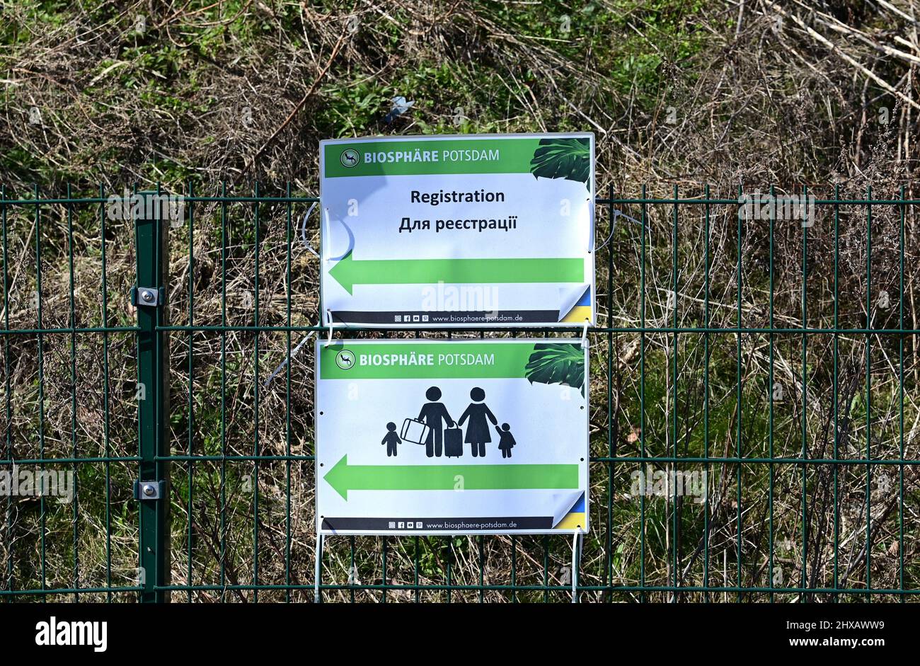 Potsdam, Germany. 10th Mar, 2022. A sign shows the Ukrainian refugees