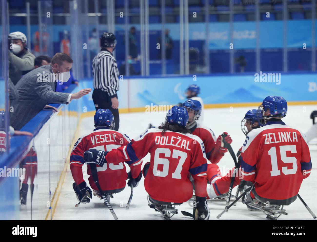 Coach czech national ice hockey hi-res stock photography and images - Alamy