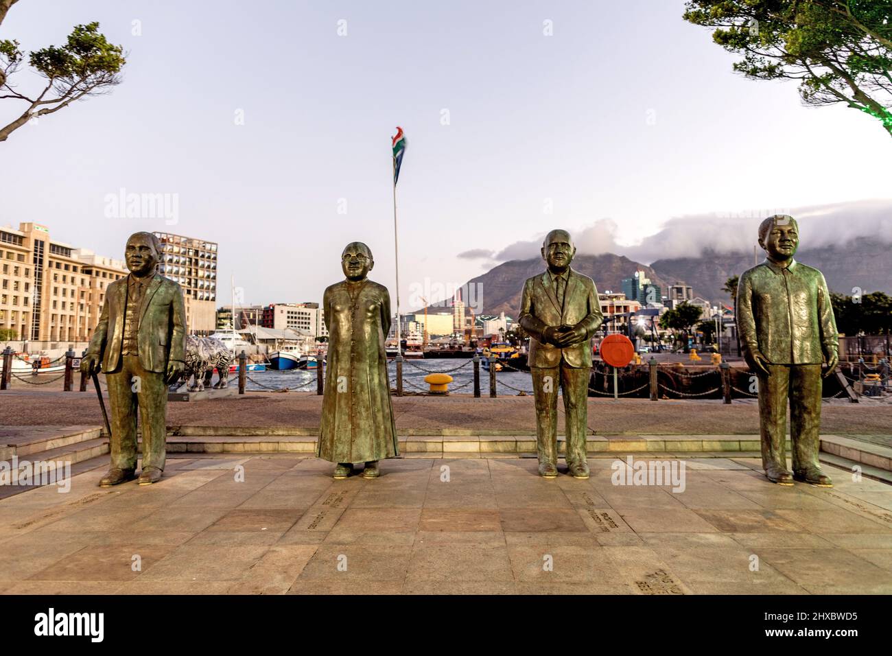 Bronze Sculptures Of The Noel Peace Prize Winners Nelson Mandela