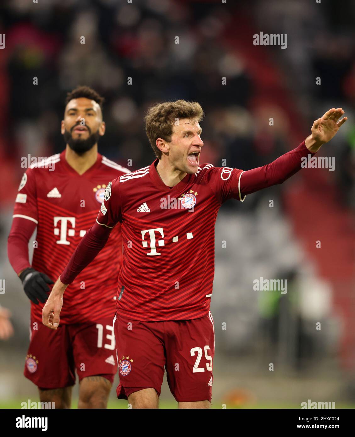 Thomas Mueller of Bayern Muenchen jubelt Ÿber sein Tor Fussball UEFA  Championsleague FC Bayern MŸnchen - RB Salzburg Achtelfinale RŸckspiel  Saison 2021 / 2022 8.3.2022 © diebilderwelt / Alamy Stock Stock Photo -  Alamy