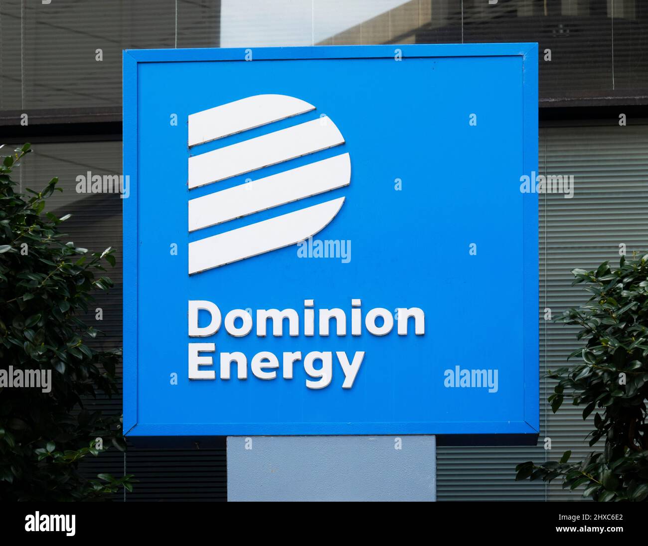 Dominion energy sign logo hires stock photography and images Alamy