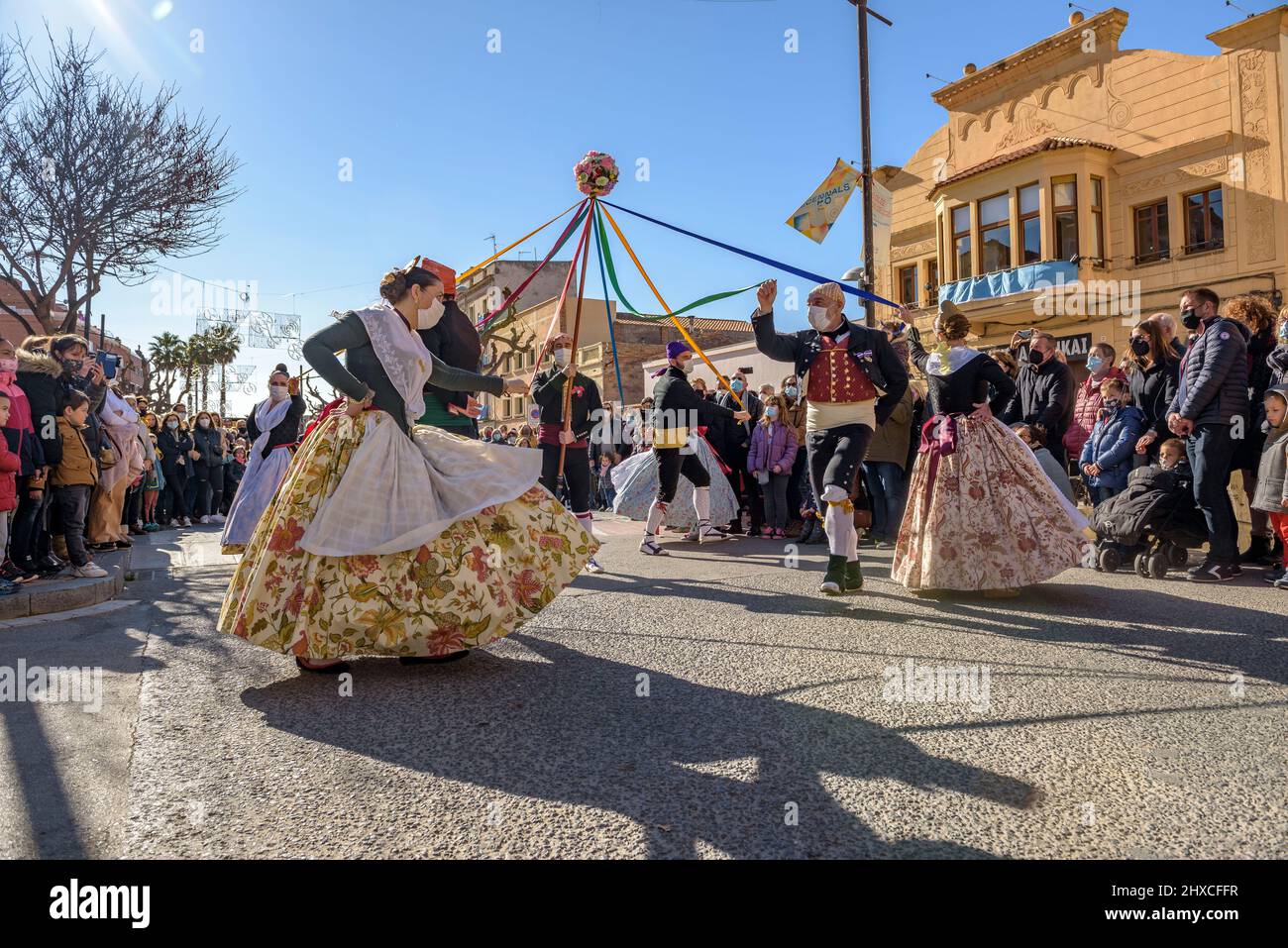 Dance of la Magrana of València at the 2022 Valls Decennial Festival, in honor of the Virgin of the Candlemas in Valls (Tarragona, Catalonia, Spain) Stock Photo