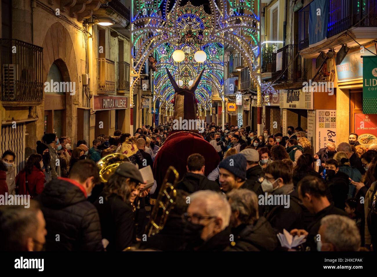 The Valls Mule in the Procession of the 2022 Valls Decennial Festival, in honor of the Virgin of the Candlemas in Valls (Tarragona, Catalonia, Spain) Stock Photo