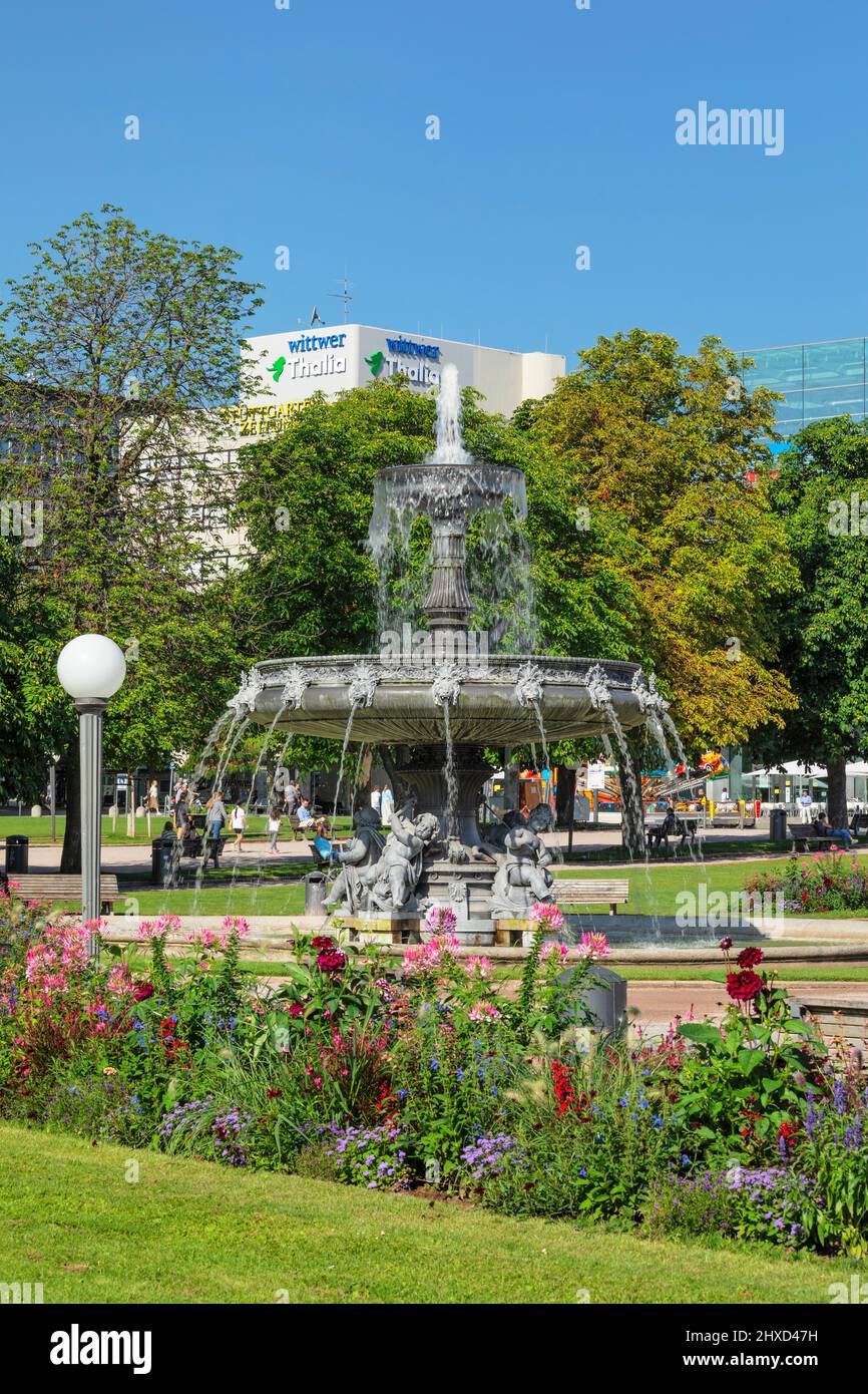 Fountain at the castle square with art museum, Stuttgart, Baden ...