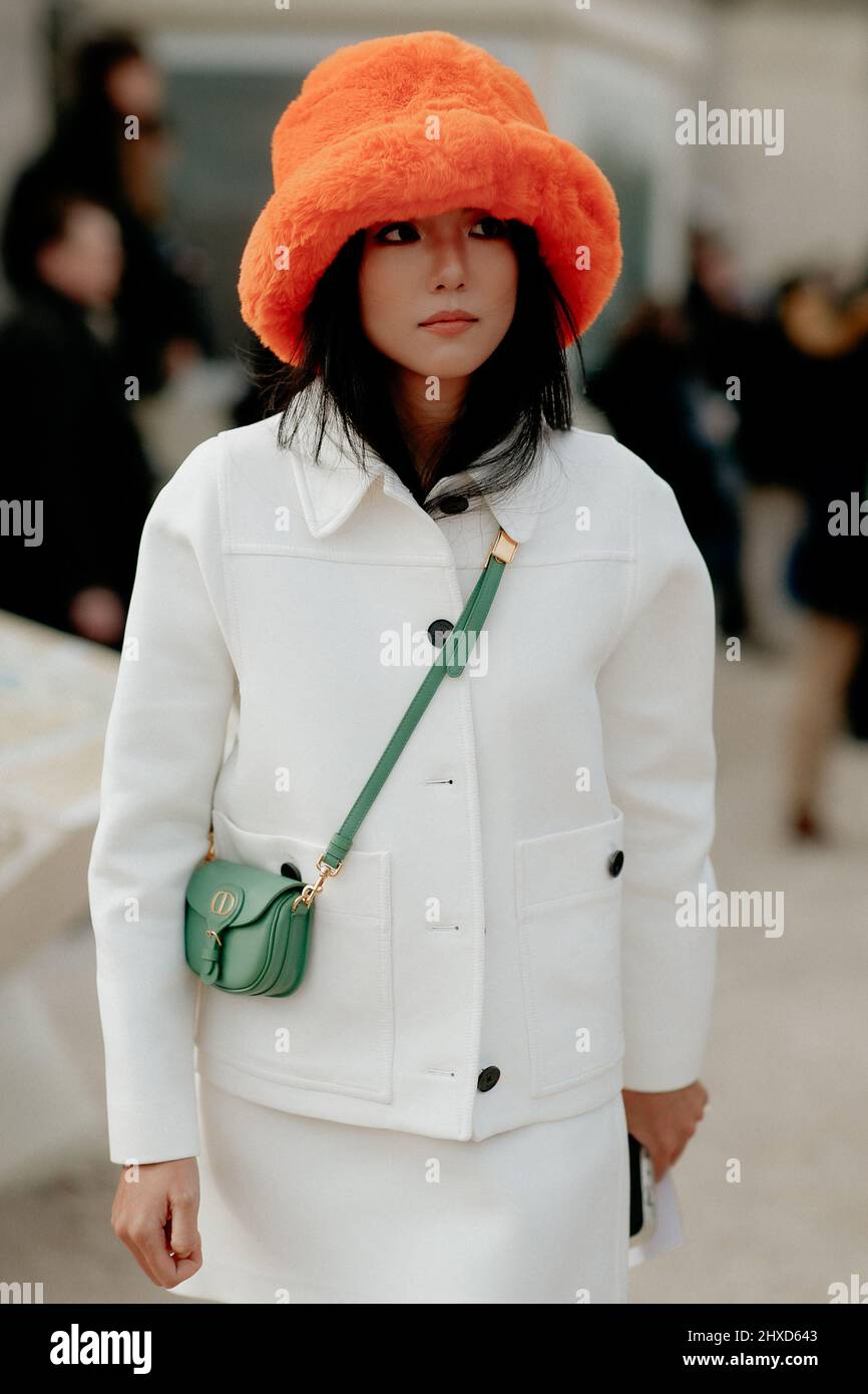 Street style, Yoyo Cao arriving at Dior Fall-Winter 2022-2023 show