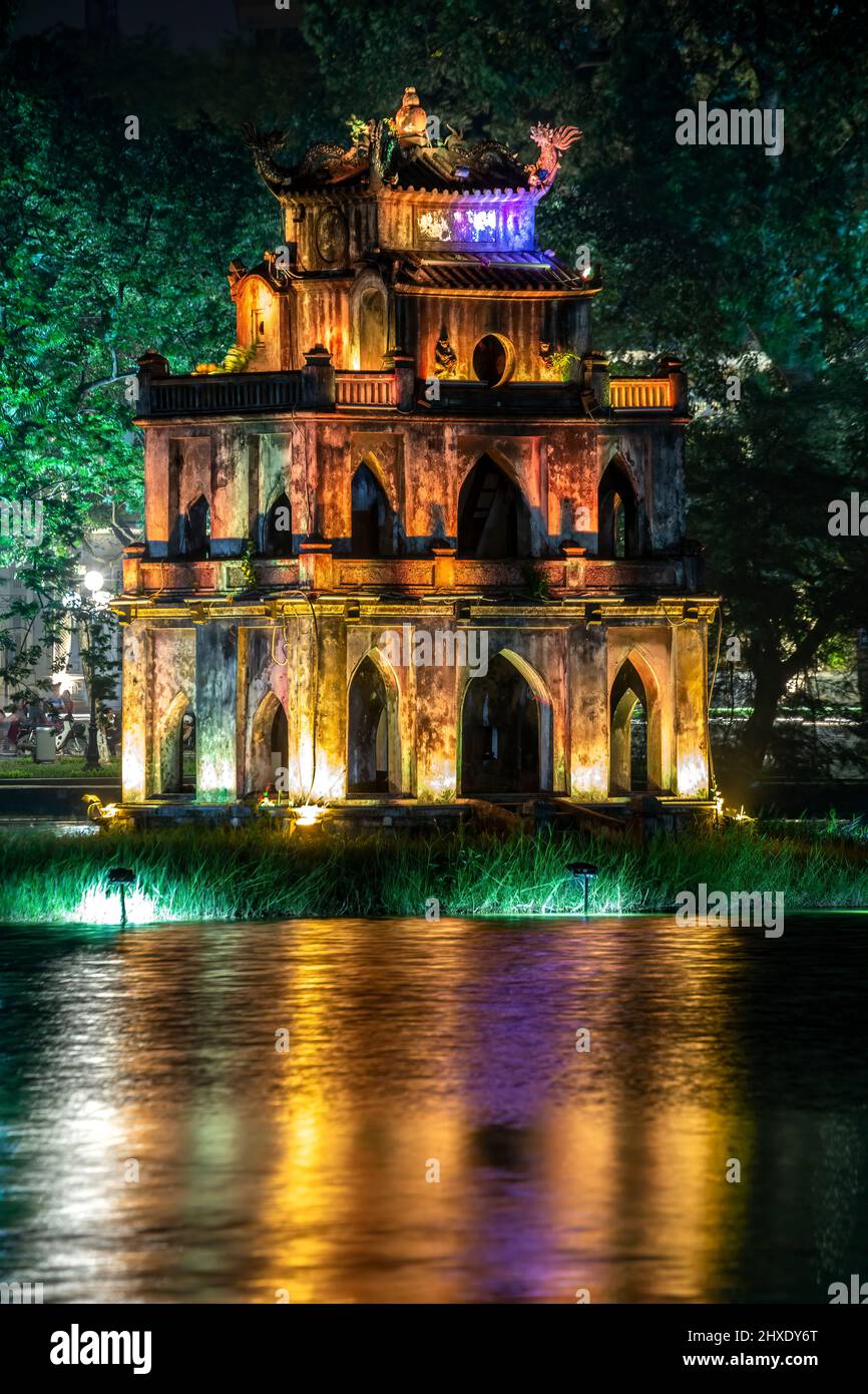 Turtle Tower, Hoan Kiem Lake, Hanoi, Vietnam Stock Photo - Alamy