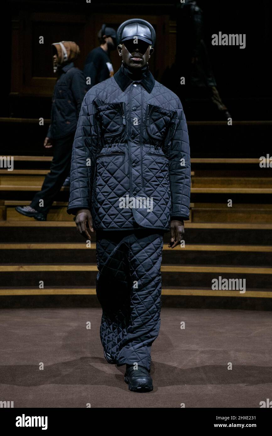 BURBERRY Fall/Winter 2022-23 Runway - London, UK. 11/03/2022 Stock ...