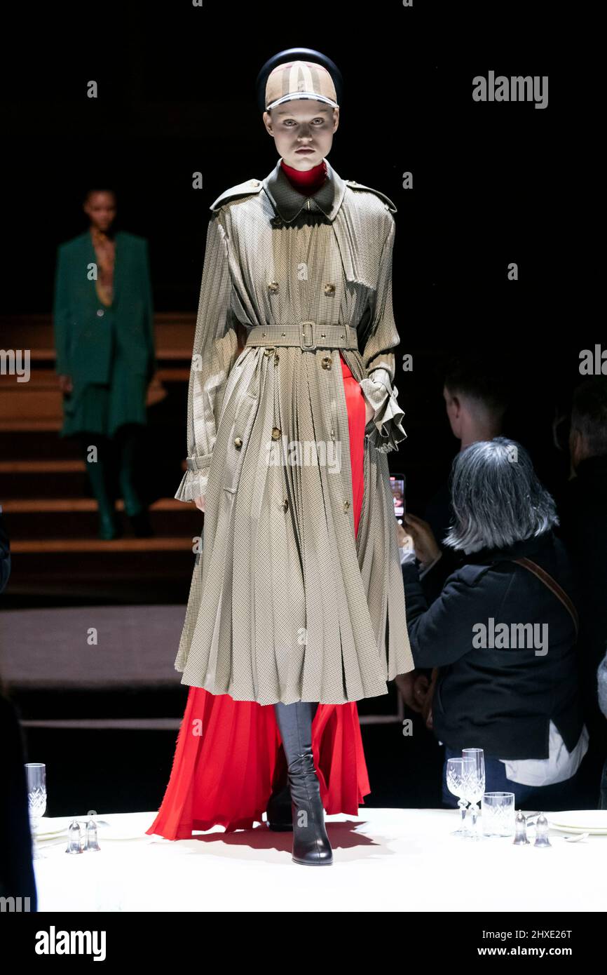 BURBERRY Fall/Winter 2022-23 Runway - London, UK. 11/03/2022 Stock ...