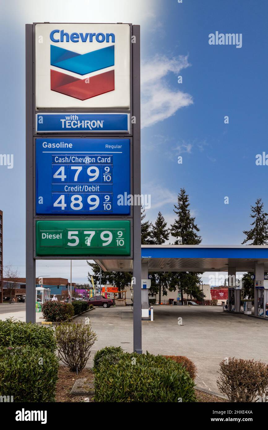 Everett, WA. USA - 03-11-2022: Chevron Gas Station Gas Prices Over Four  Dollars A Gallon for Regular and Almost Six Dollars a Gallon Stock Photo -  Alamy