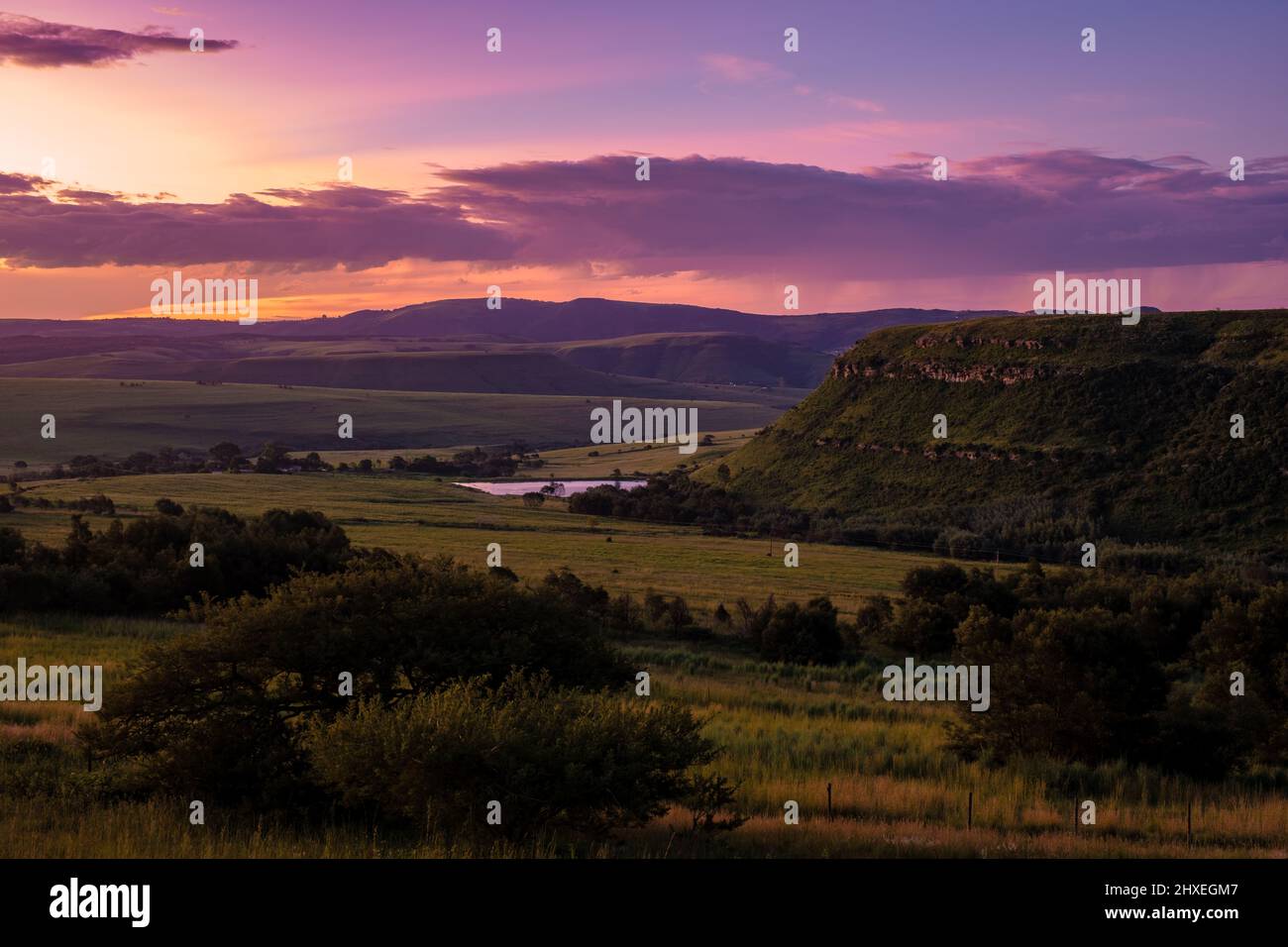 Giant Chess Set in the Grounds of Cathedral Peak Hotel Drakensberg  Mountains South Africa Stock Photo - Alamy