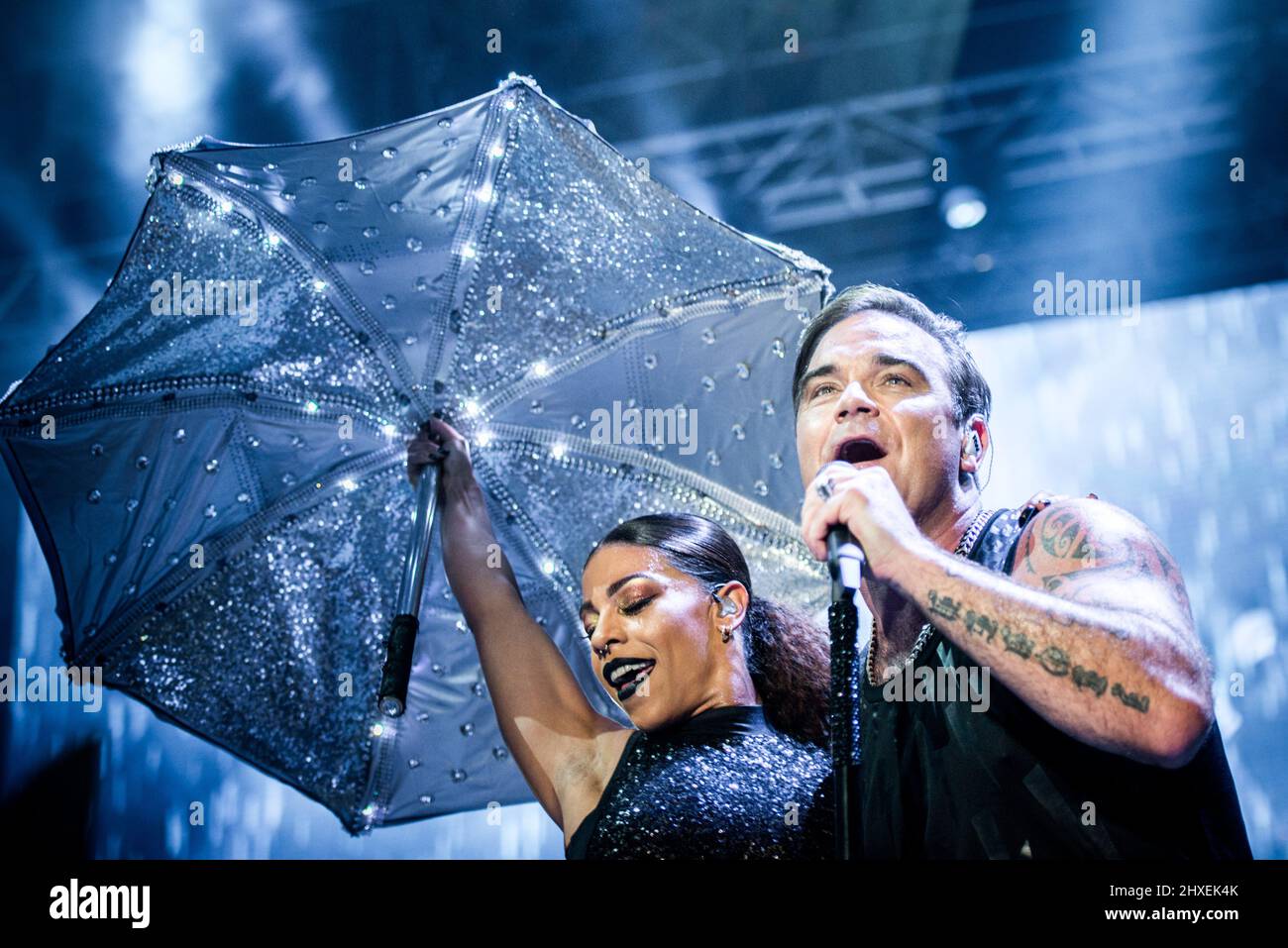 ITALY, BAROLO, COLLISIONI FESTIVAL: The British singer, songwriter and former Take That member, Robbie Williams performing live on stage at the Collisioni festival 2017 for “The Heavy Entertainment Show” tour. Stock Photo