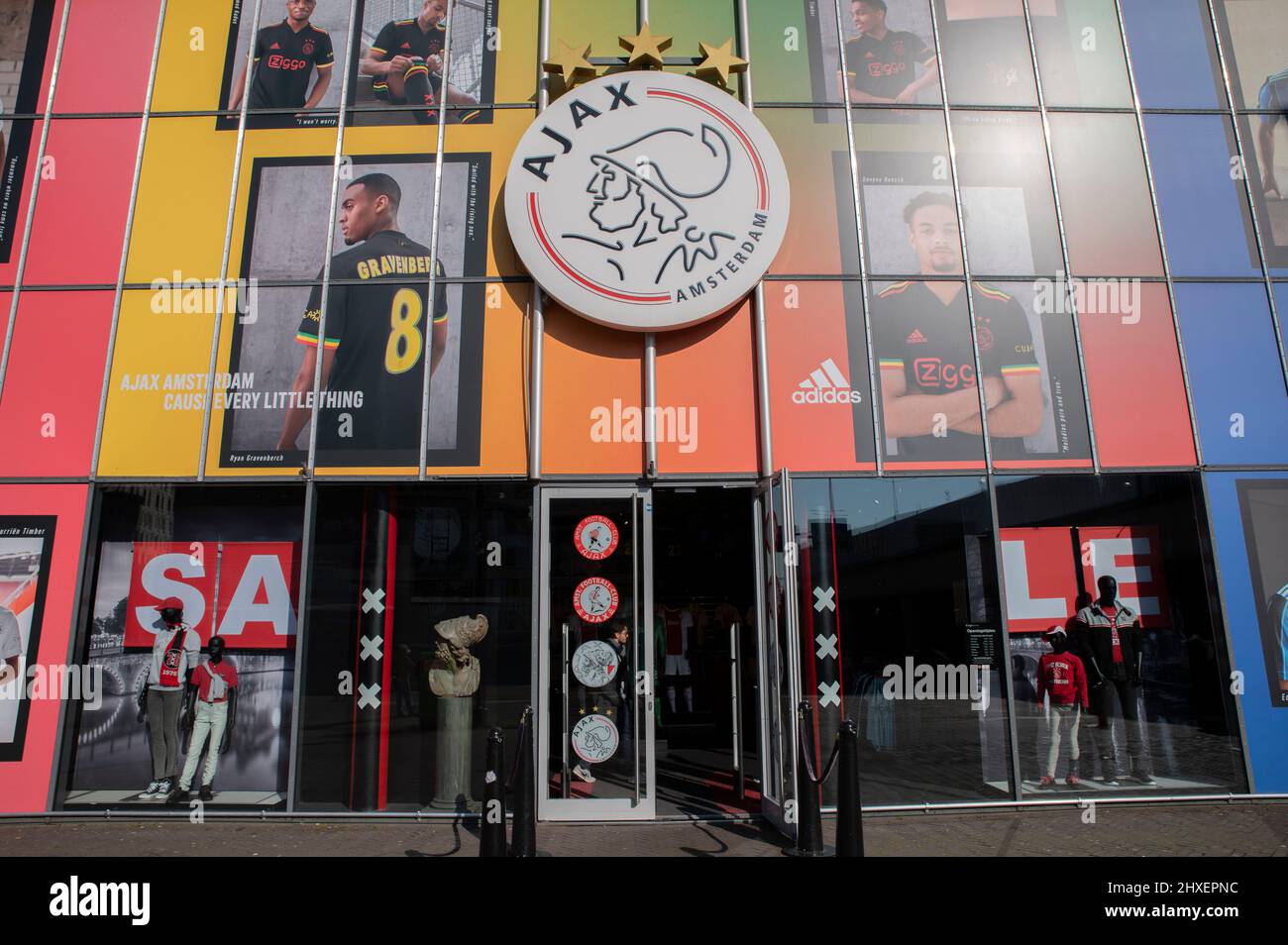 Perry Sport Shop At Amsterdam Bijlmer The Netherlands 11-3-2022 Stock Photo  - Alamy