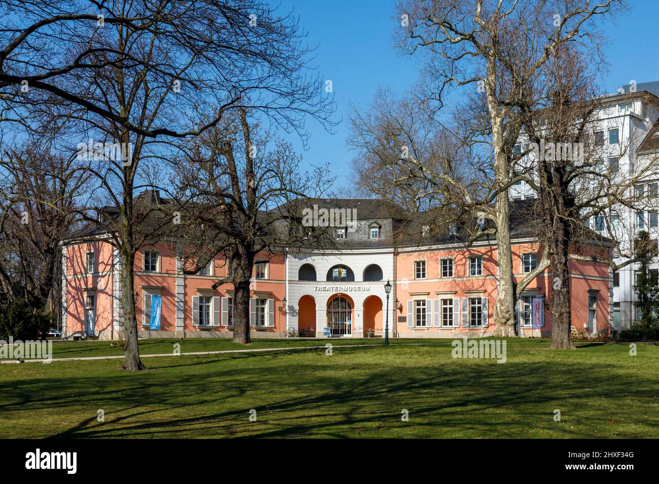 theatermuseum der landeshauptstadt düsseldorf / dumont lindemann archiv