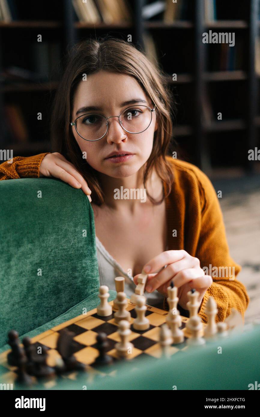 Consummate Focused Chess Player In Glasses Thinking On Next Move Stock  Photo - Download Image Now - iStock