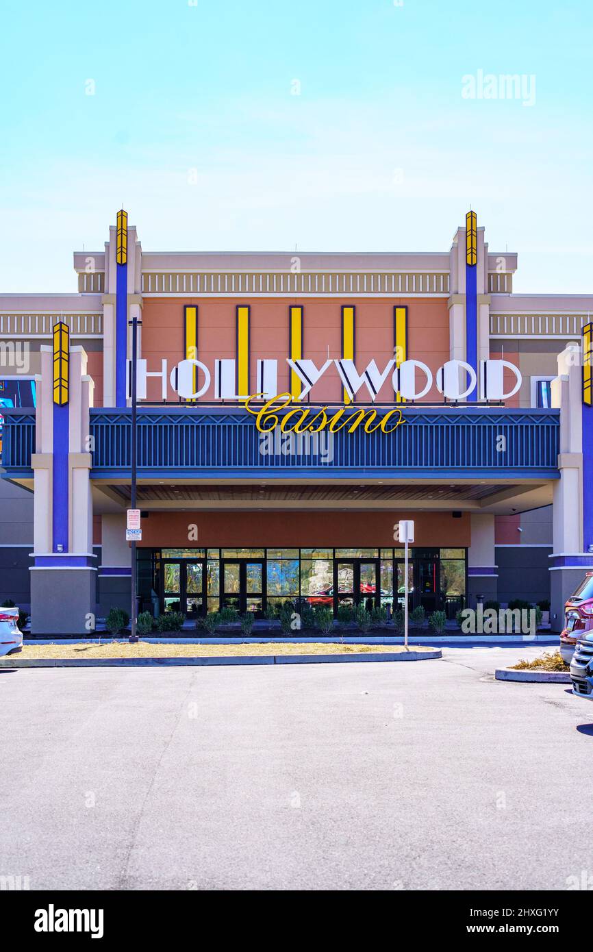 Barstool logo hires stock photography and images Alamy