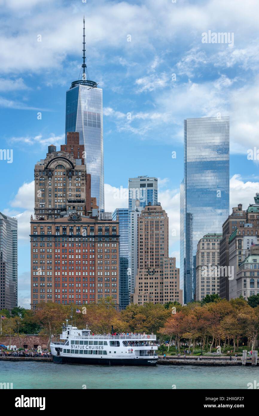 The distinctive skyline of Lower Manhattan, New York City - USA Stock Photo