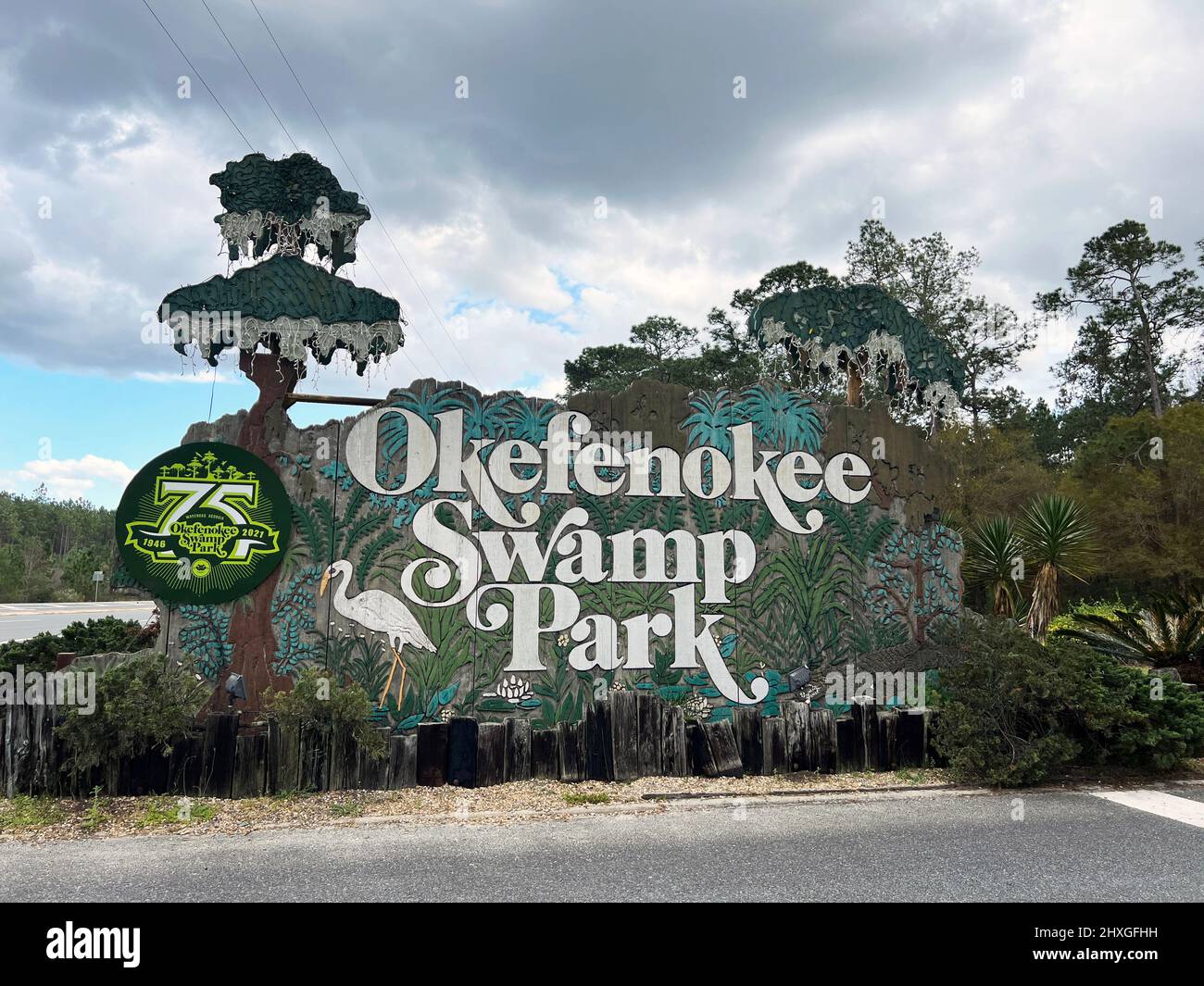 Waycross, Georgia, USA - March 3, 2022: A sign for the Okefenokee Swamp Park family attraction. Stock Photo