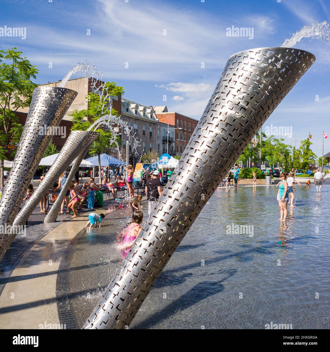 Guelph City Hall splash pad Stock Photo Alamy