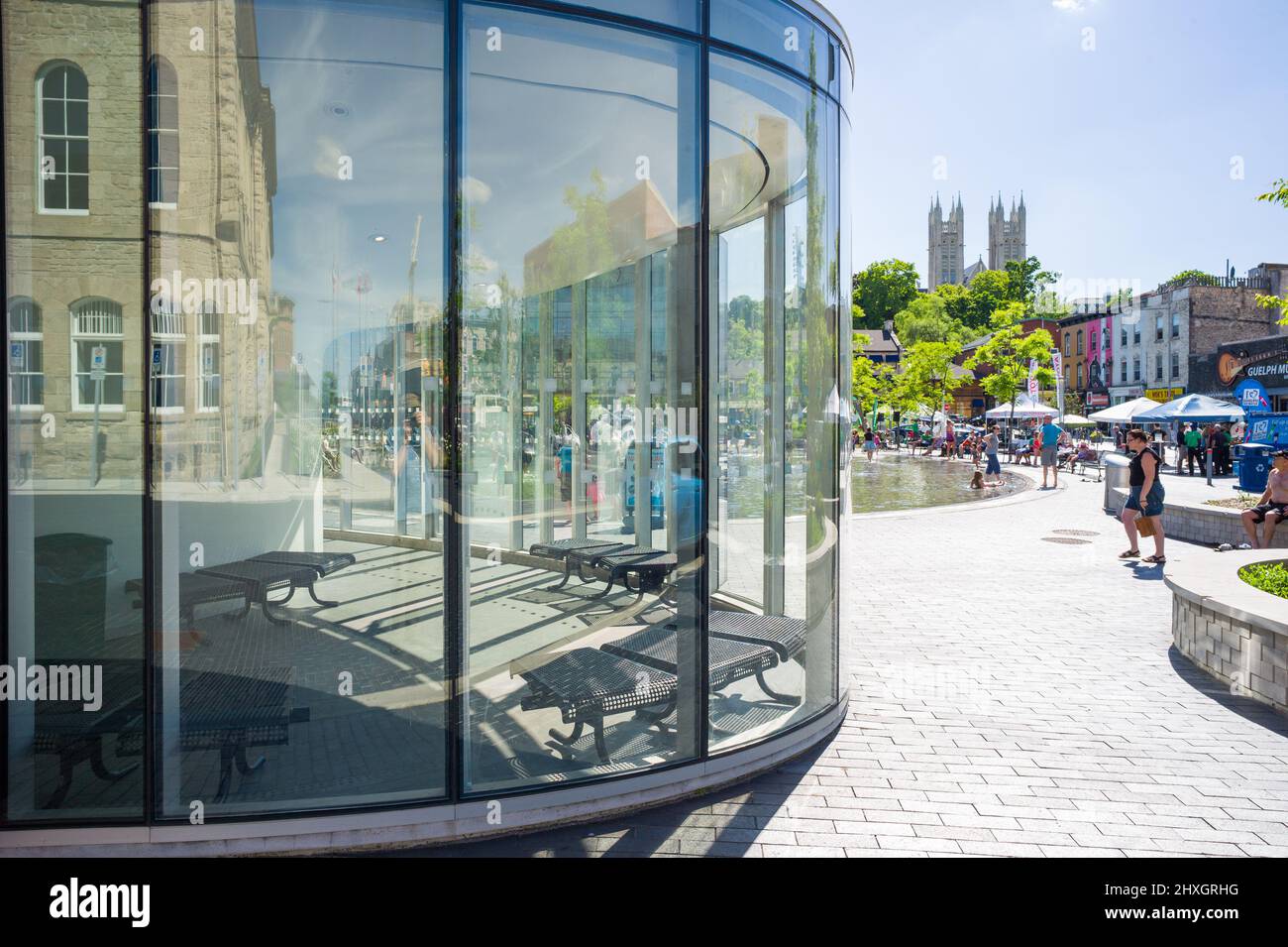 Guelph City Hall splash pad Stock Photo Alamy