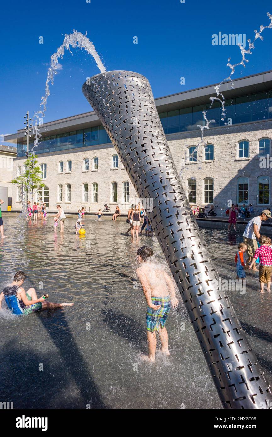 Guelph City Hall splash pad Stock Photo Alamy