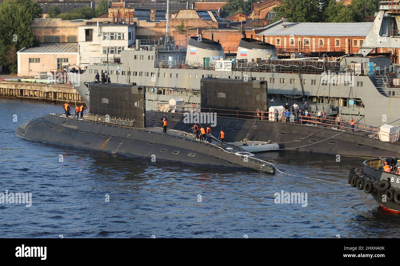 Russian Kilo Submarine : Russia’s Kilo-Class Submarine Summed Up in 4 ...