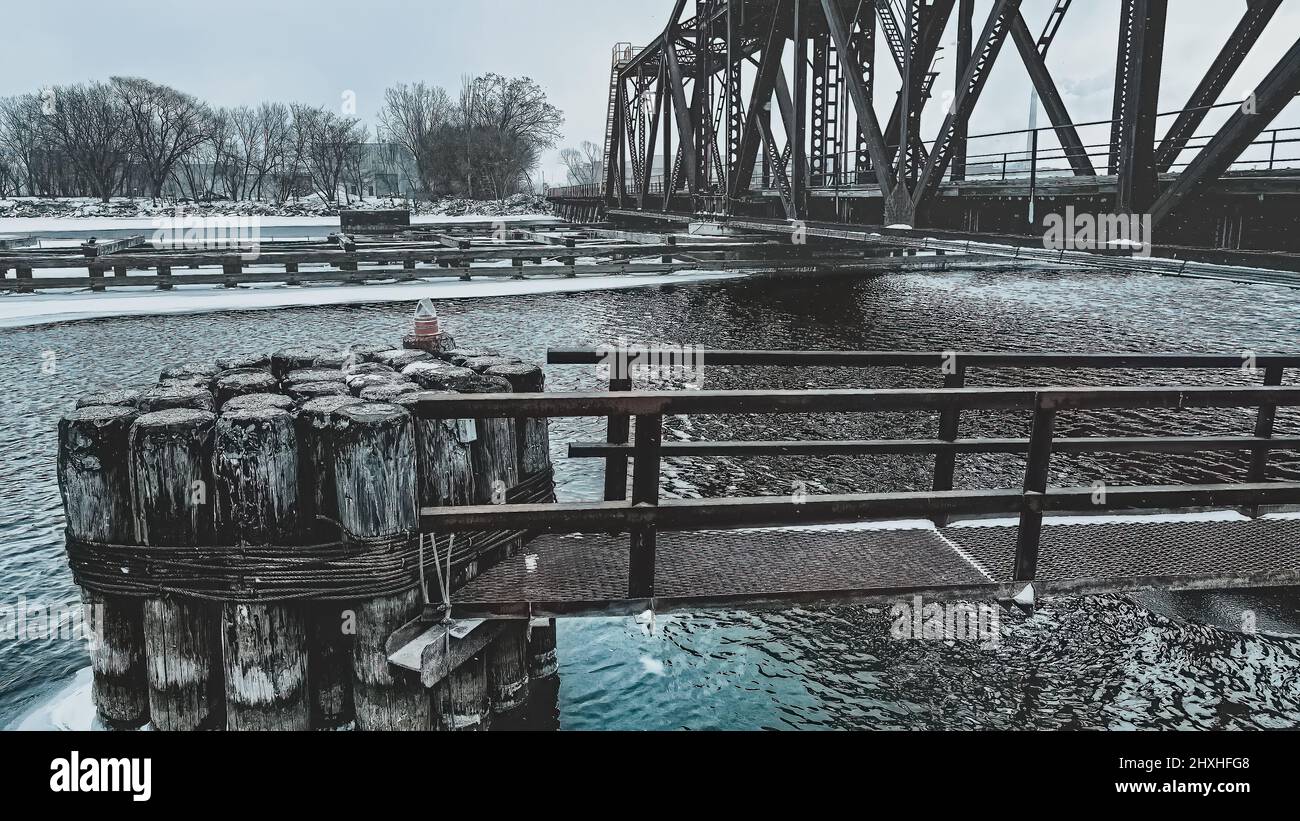 Steel truss bridge snow hi-res stock photography and images - Alamy