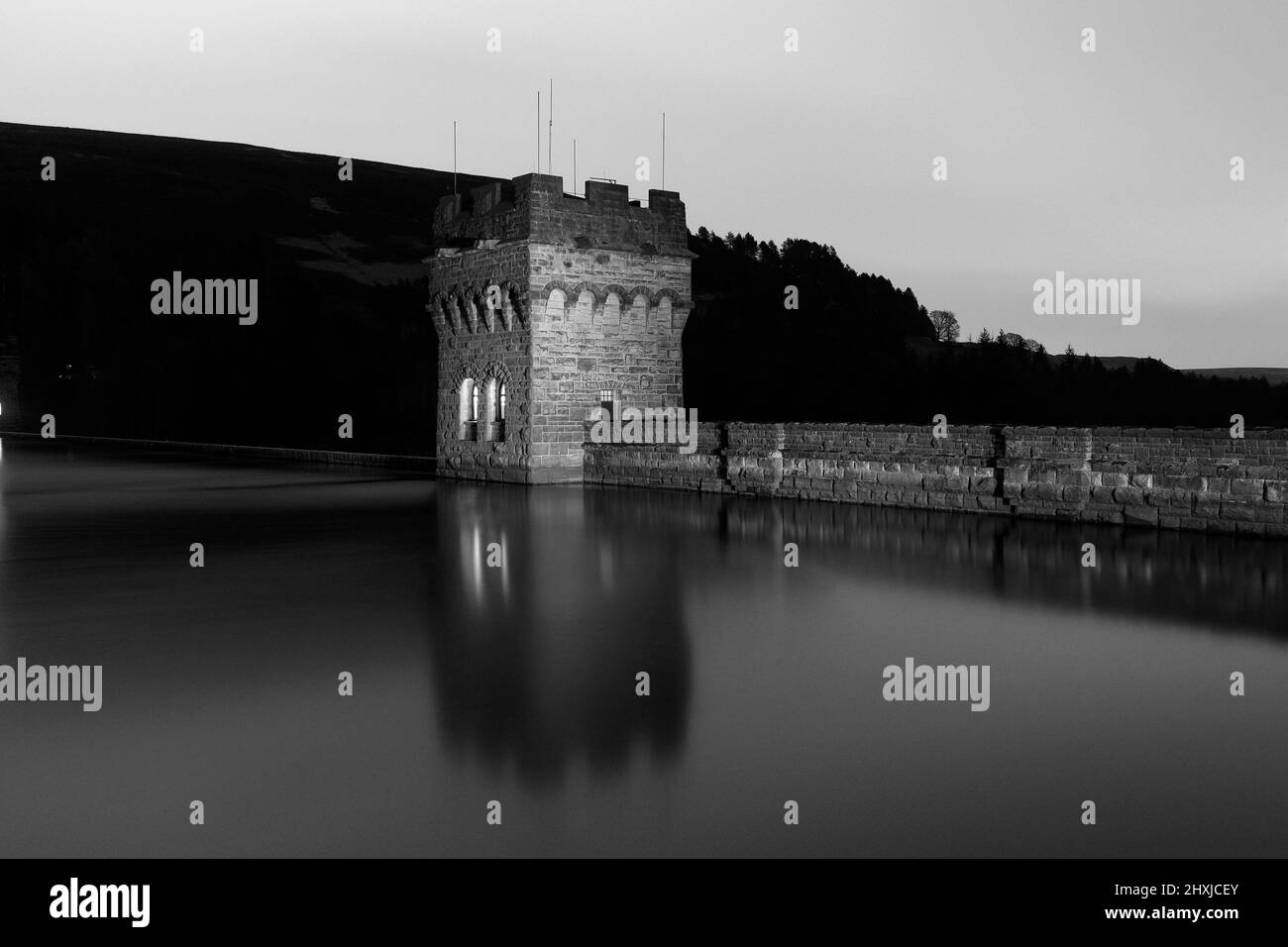 Derwent Dam in the Upper Derwent Valley of The Peak District National Park Stock Photo