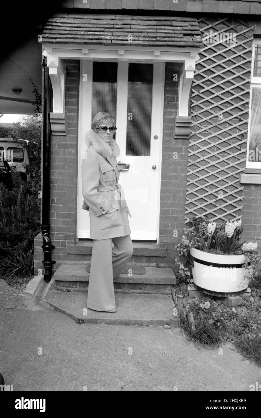 Superstar Julie Andrews raced from Switzerland yesterday to join the hunt for her missing stepmother Mrs. Winifred Wells. April 1977 77-02115 Stock Photo