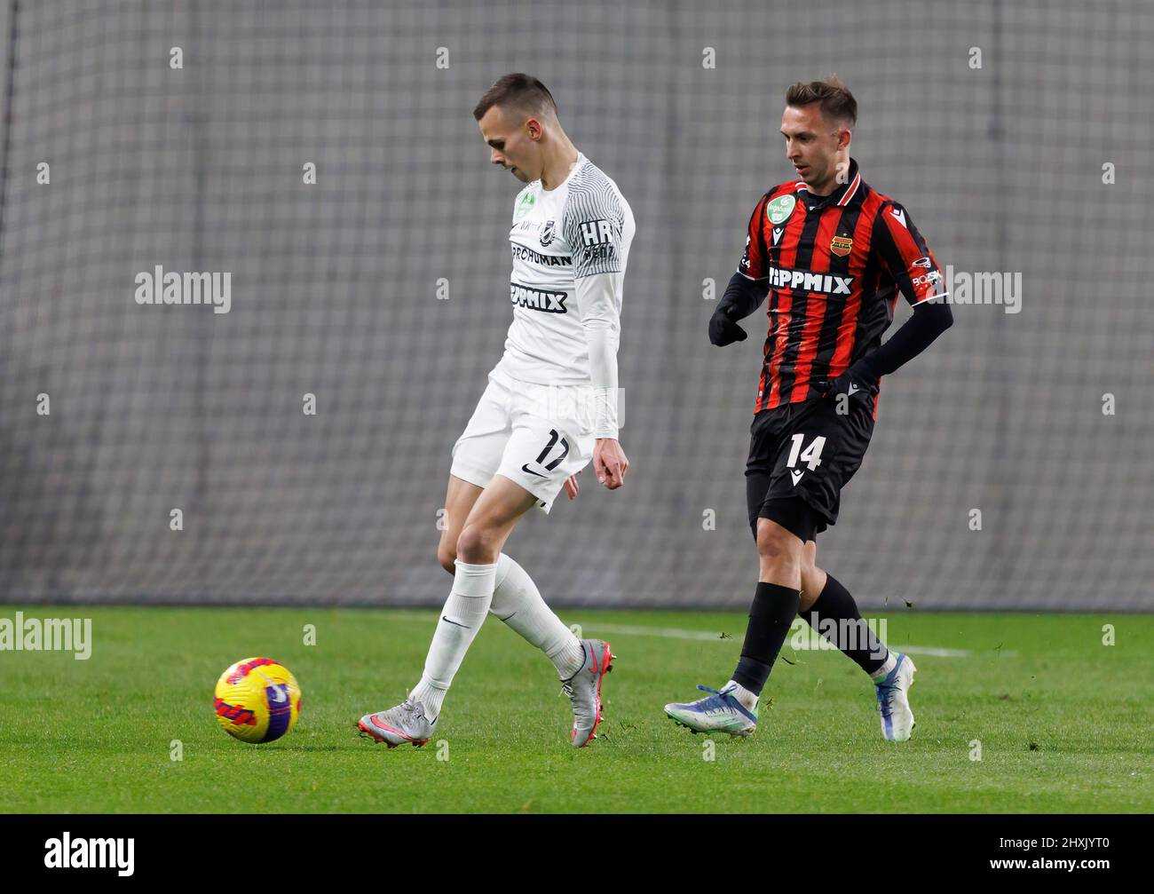 Ferencvarosi TC V MTK Budapest - Hungarian OTP Bank Liga 1-1 Editorial  Stock Photo - Image of dominik, daniel: 82251988