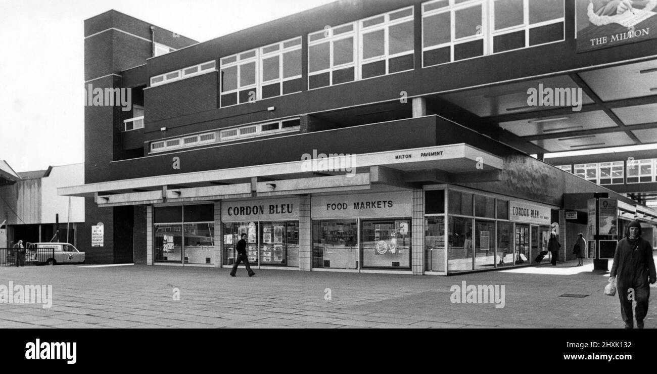The Grange Precinct, Birkenhead. Circa 1977 Stock Photo Alamy