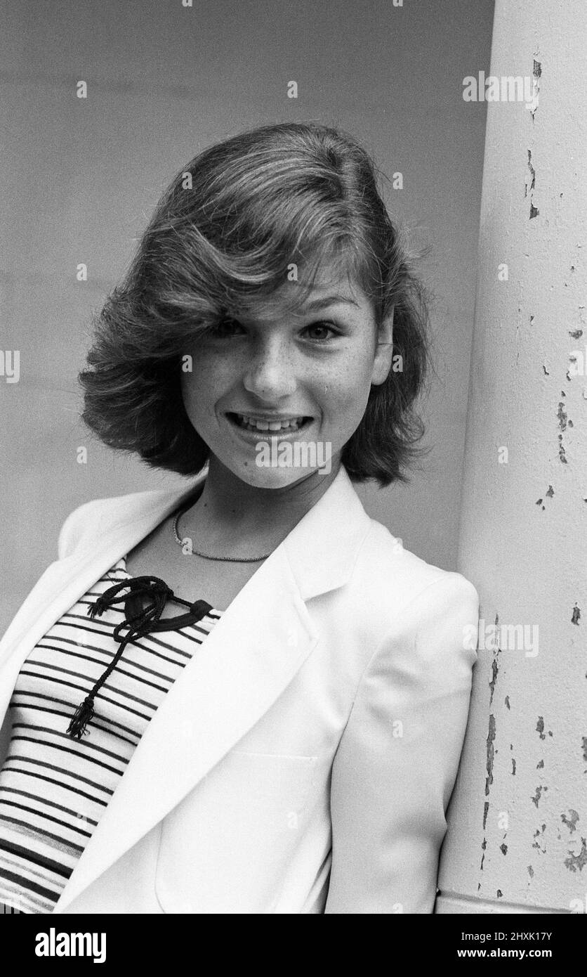 Thirteen-year-old actress Tatum O'Neal is to play the lead in the film  International Velvet. She is pictured at a press reception. 22nd August  1977 Stock Photo - Alamy
