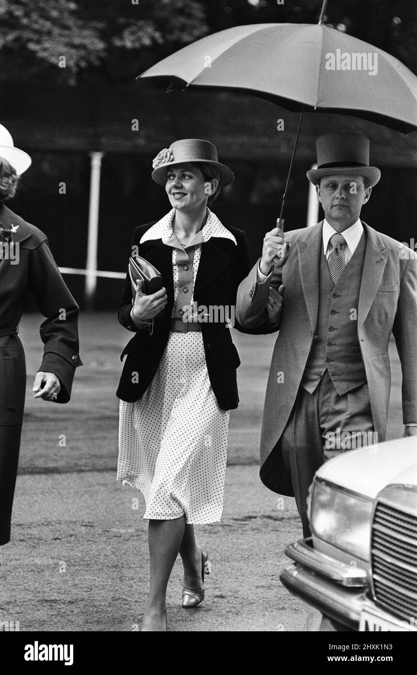 Royal ascot fashion 1970s hi-res stock photography and images - Alamy
