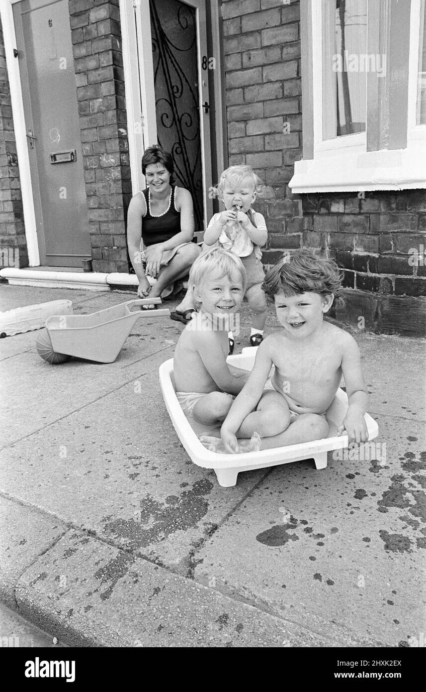 1970s heatwave children hires stock photography and images Alamy