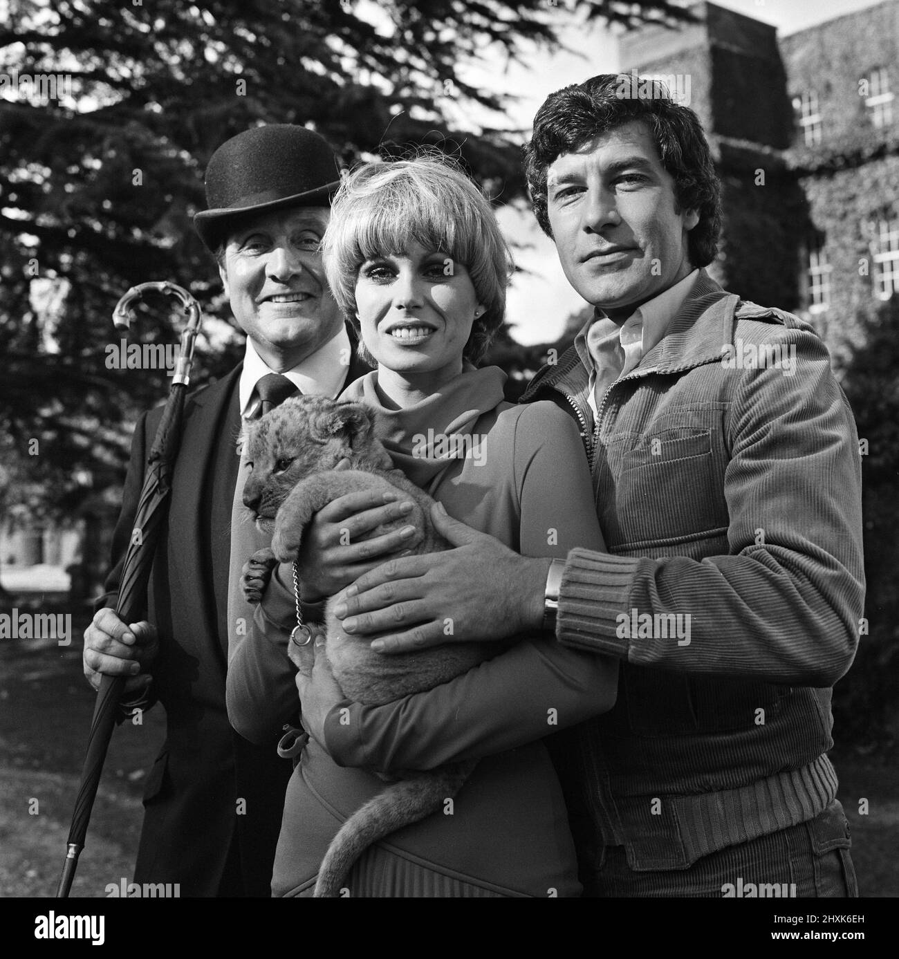Stars of the new TV series "The Avengers", Patrick Macnee, Joanna