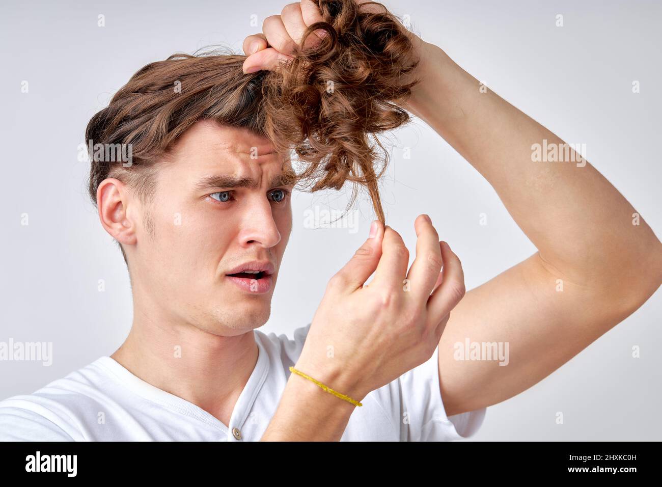 Portrait confused man long hi-res stock photography and images - Alamy