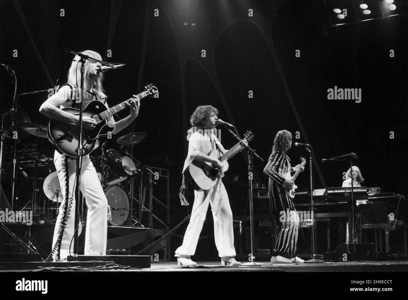 Supergroup 'Yes' playing at Wembley. l-r Steve Howe, Jon Anderson, Chris Squire and Rick Wakeman.October 1977. Stock Photo