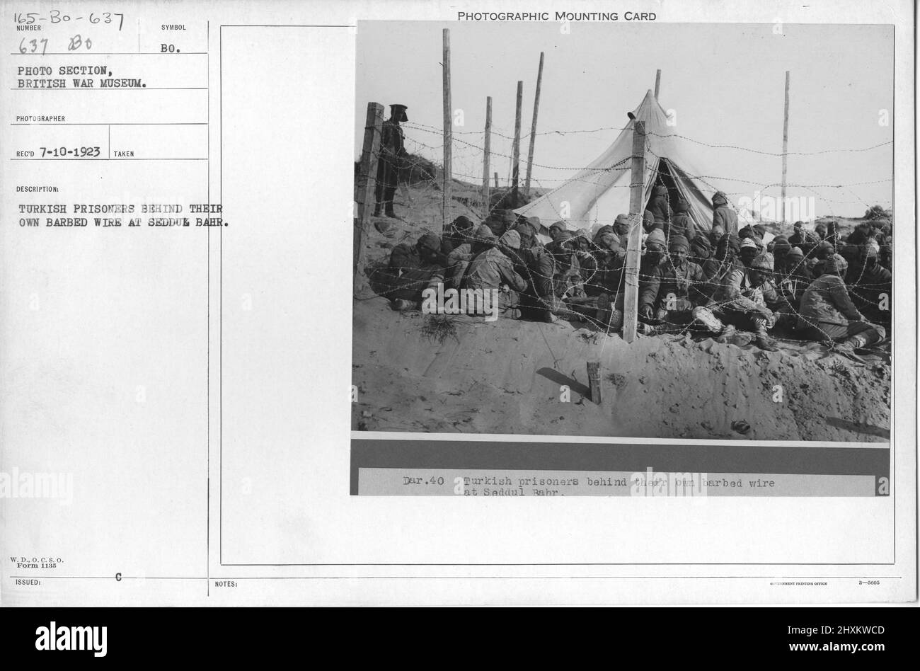 Turkish prisoner behind their own barbed wire at Seddul Bahr Collection of World War I Photographs, 1914-1918 that depict the military activities of British and other nation's armed forces and personnel during World War I. Stock Photo