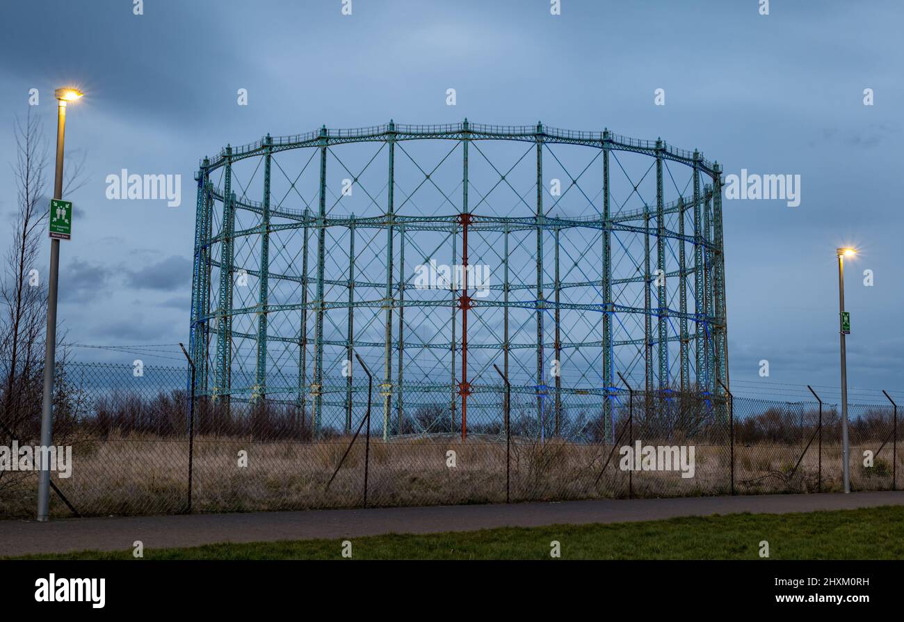 Gas holder structure hi-res stock photography and images - Alamy