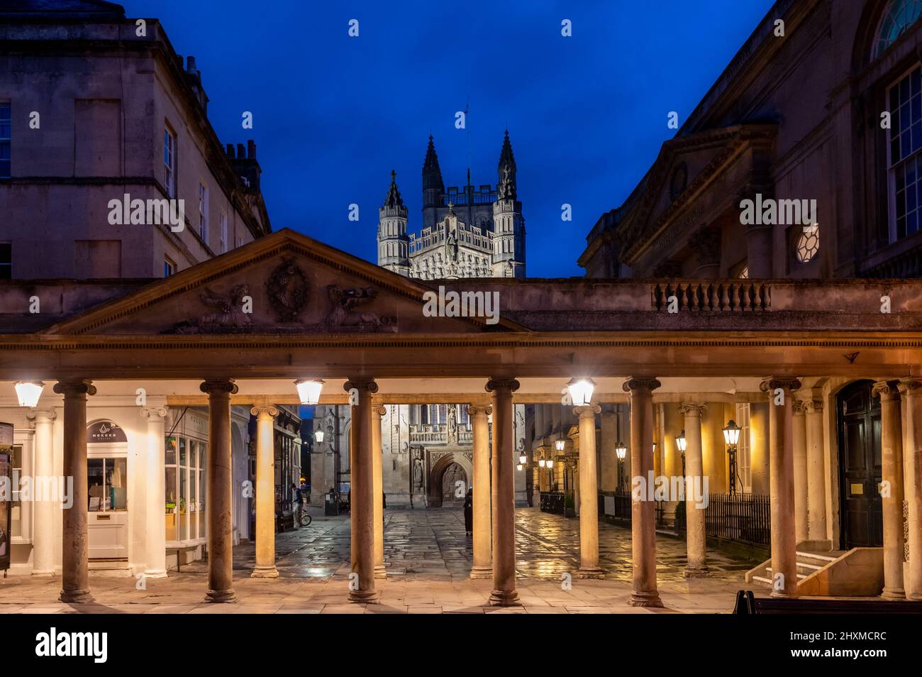 City of Bath, UK. 07-08-2021. Evening sightseeing of Bath downtown with ...
