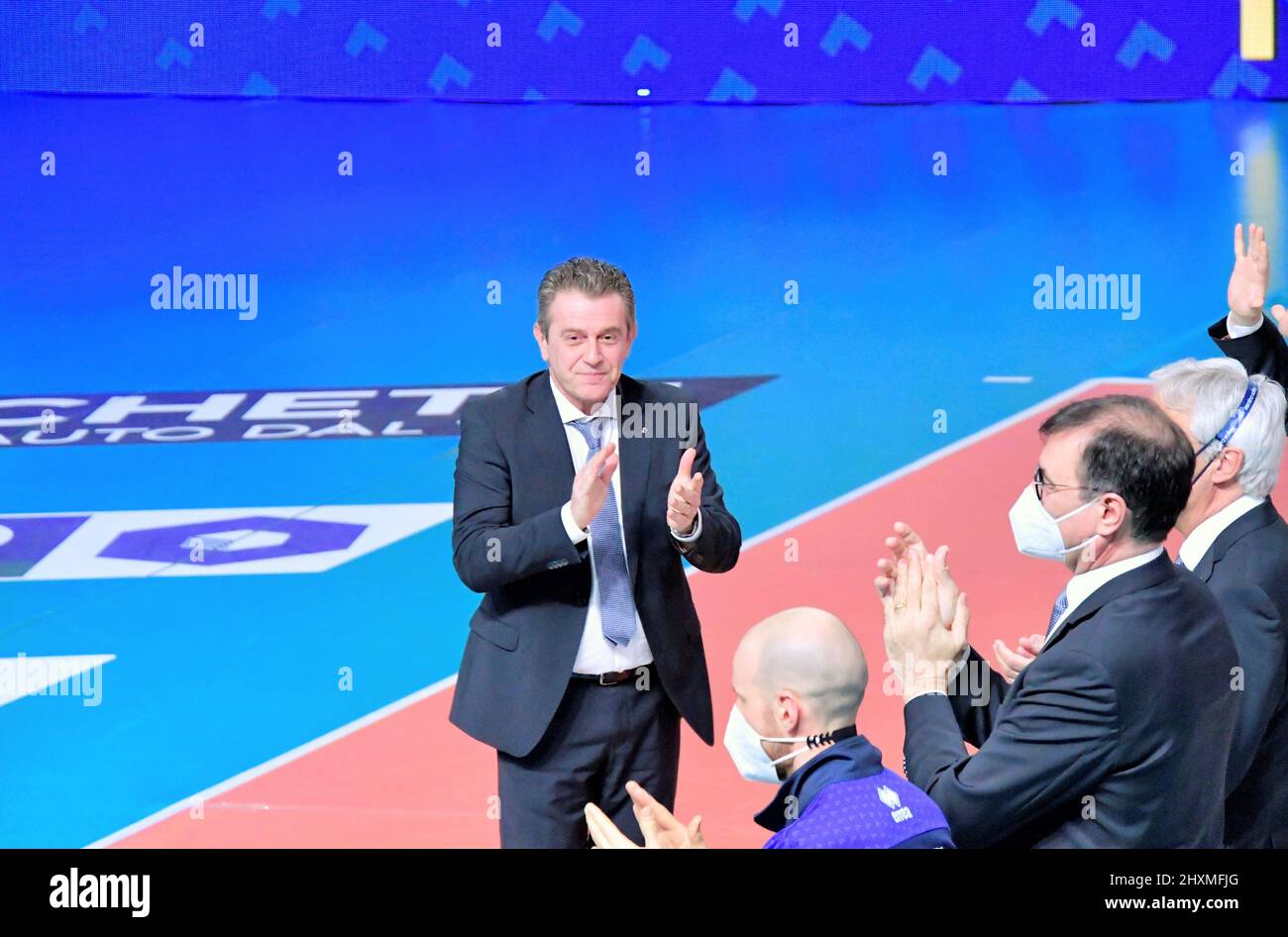 Trento, Italy. 13th Mar, 2022. Coach Angelo Lorenzetti (Itas Trentino) during Itas Trentino vs Allianz Milano, Volleyball Italian Serie A Men Superleague Championship in Trento, Italy, March 13 2022 Credit: Independent Photo Agency/Alamy Live News Stock Photo