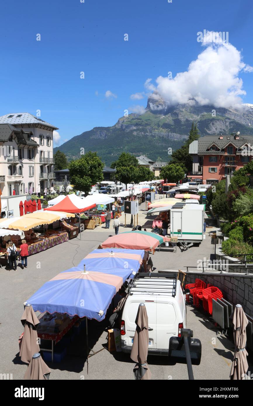 Marché. Saint-Gervais-les-Bains. Haute-Savoie. Auvergne-Rhône-Alpes. France Stock Photo