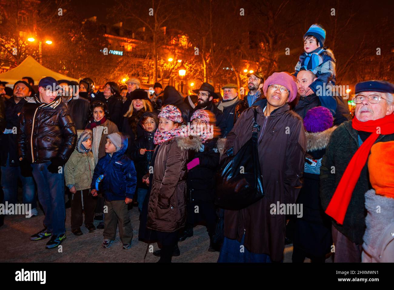 Hanukkah candle lighting paris