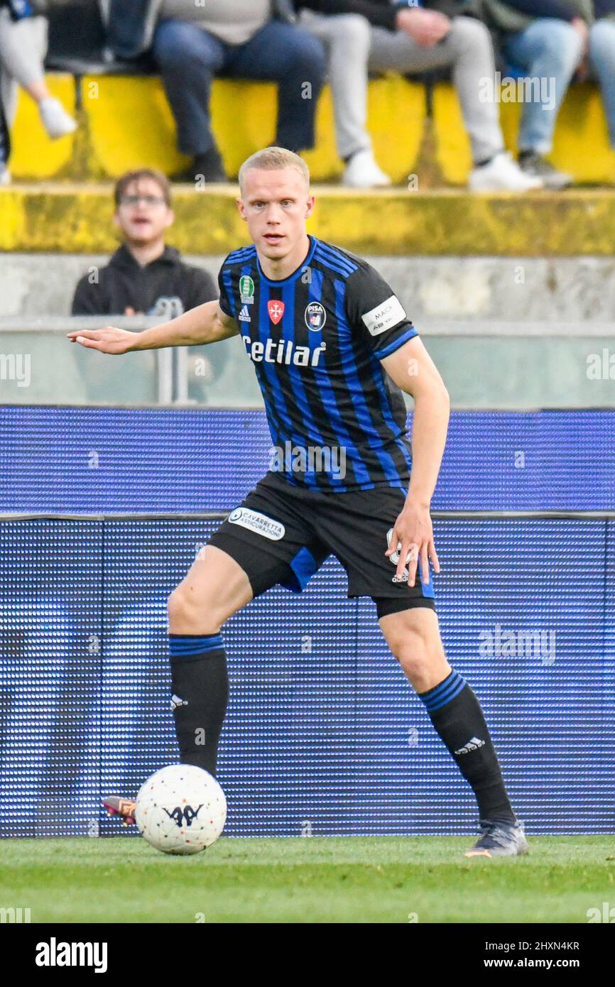 The referee Alberto Santoro during Modena FC vs SPAL, Italian soccer Serie B  match in Modena, Italy, April 22 2023 Stock Photo - Alamy