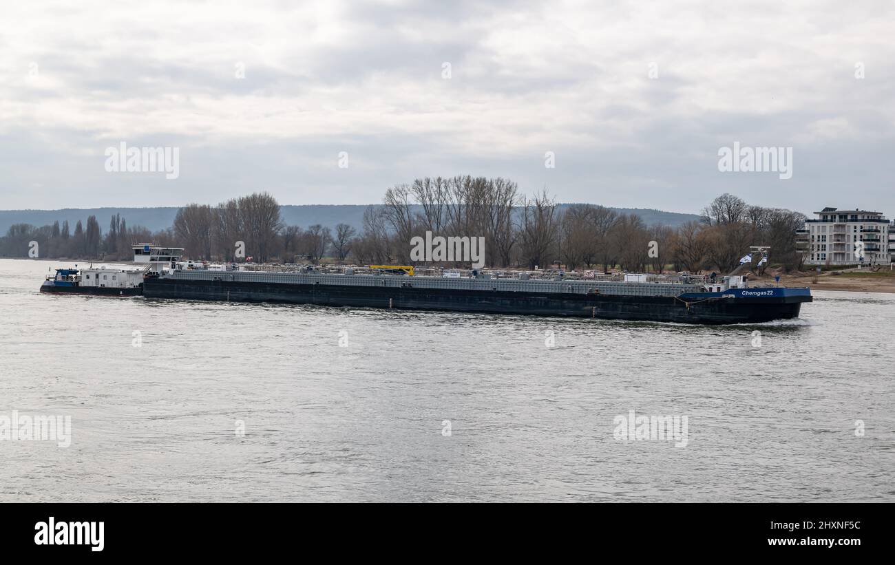Inland Motor Tanker CHEMGAS 22 (ENI 02332001) on River Rhine Stock Photo