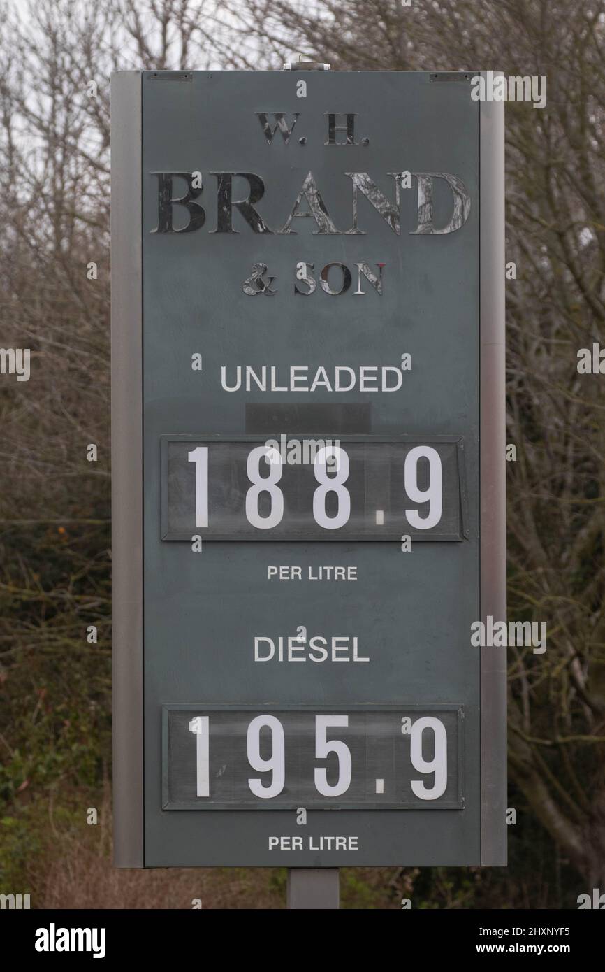 Lincolnshire, Uk, 13/03/2022, Lincolnshire garage W H Brand selling Diesel at 195.9 and unleaded fuel at 188.9 as fuel prices remain high. Stock Photo