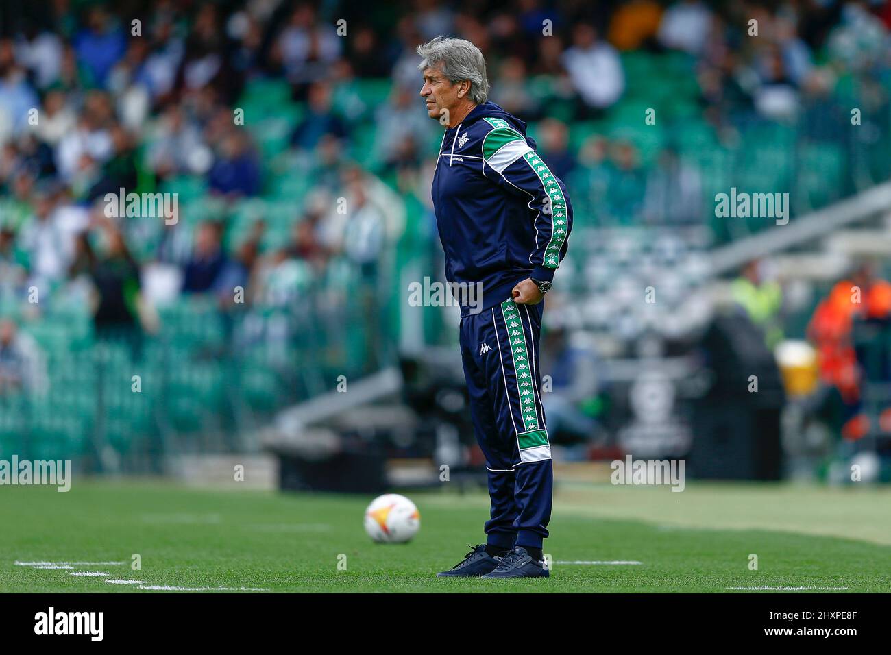 Real Betis head coach Manuel Pellegrini during the La Liga match between Real Betis and Athletic Club played at Benito Villamarin Stadium on March, 2022 in Sevilla, Spain. (Photo by Antonio Pozo / PRESSINPHOTO) Stock Photo